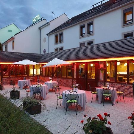 Ikar - Fasthotel Blois Exteriör bild